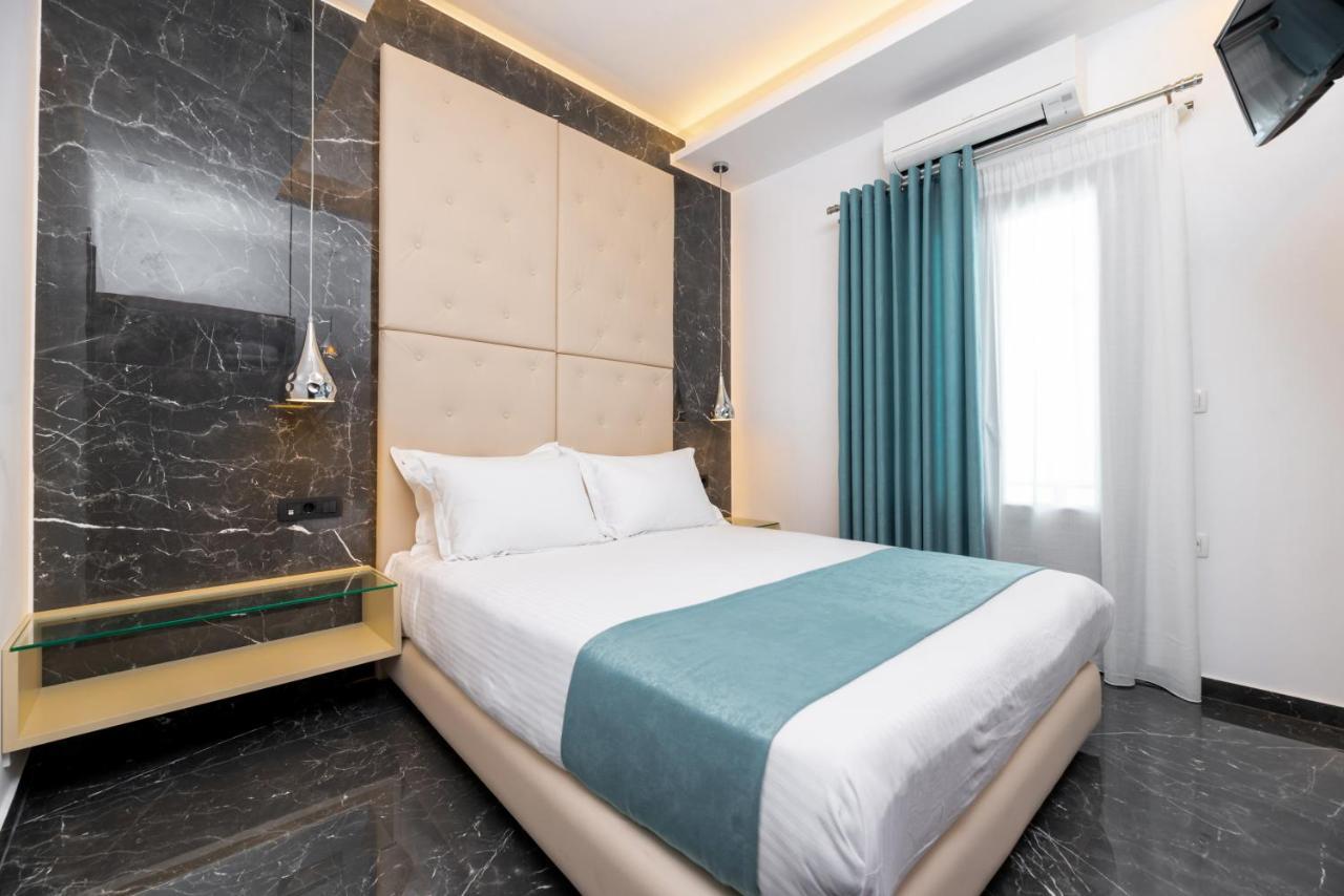 Deluxe Hotel Santorini Fira  Ngoại thất bức ảnh