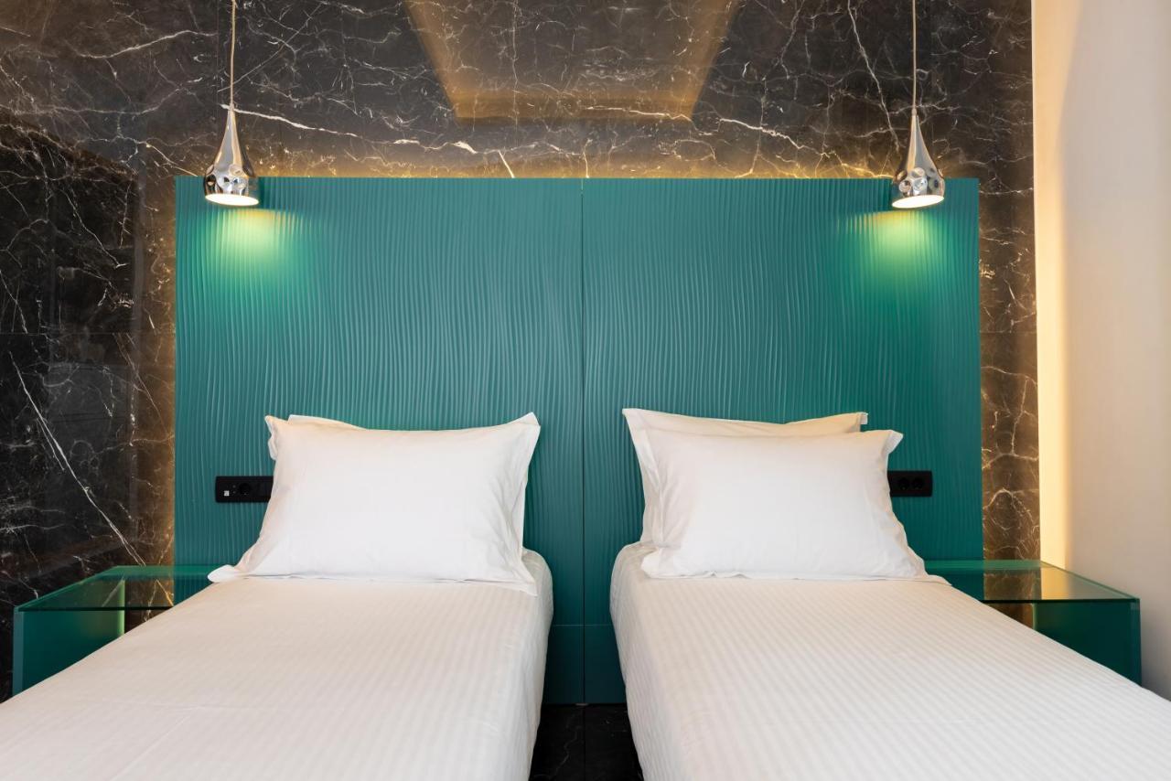Deluxe Hotel Santorini Fira  Ngoại thất bức ảnh