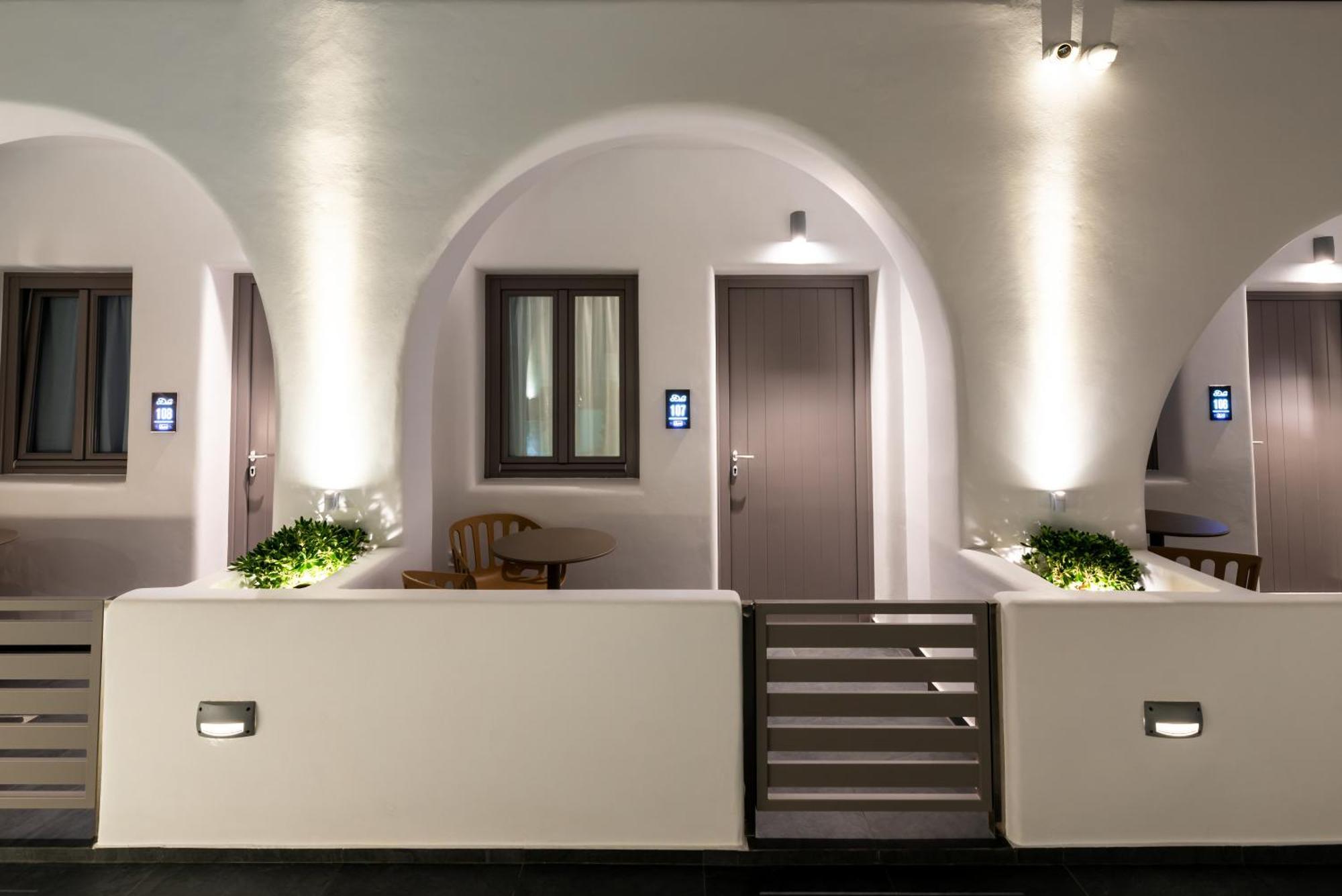 Deluxe Hotel Santorini Fira  Phòng bức ảnh
